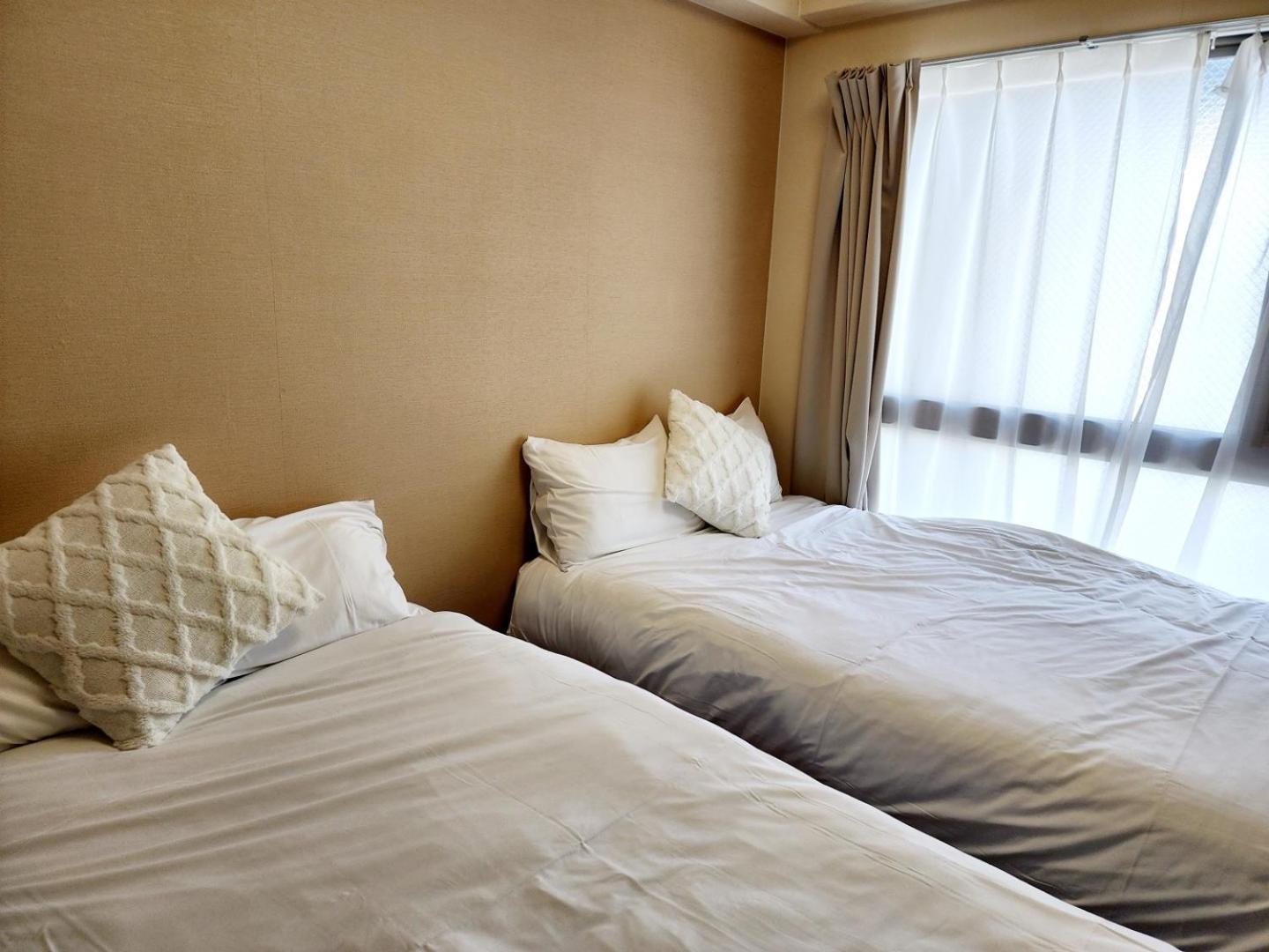 Cocone House Twinbedroom * Osaka
